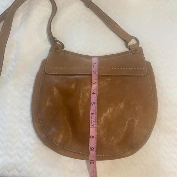 Frye Amy Leather Crossbody Bag Camel - Picture 12 of 12